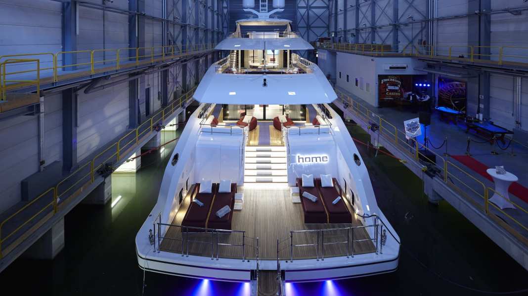Heesen launches "Home