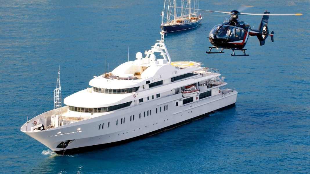 Helikopter-Absturz bei Yacht-Landeanflug