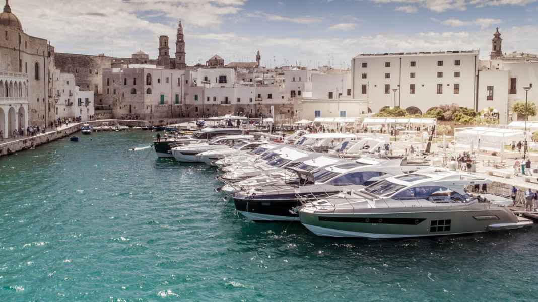 Monopoli with yachts