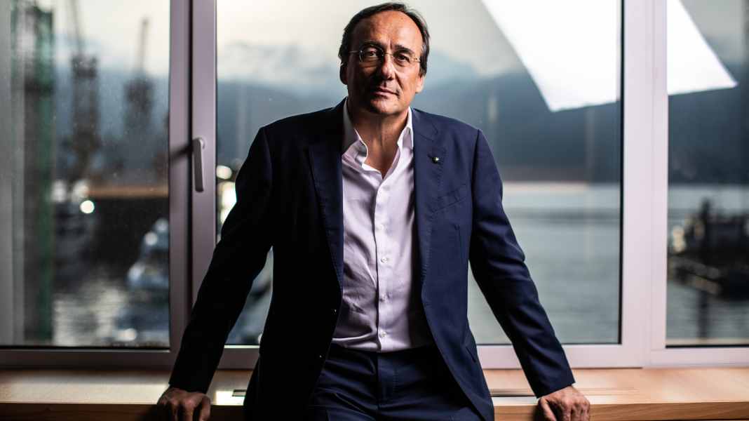 Sanlorenzo free of outside capital