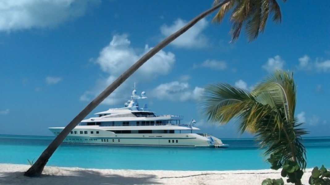 Dunya Yachts launches 73-metre yacht "Red Square