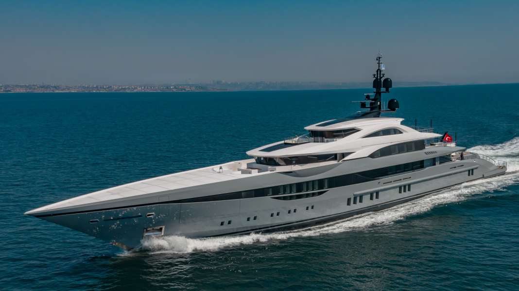 Bilgin executes 80-metre shark
