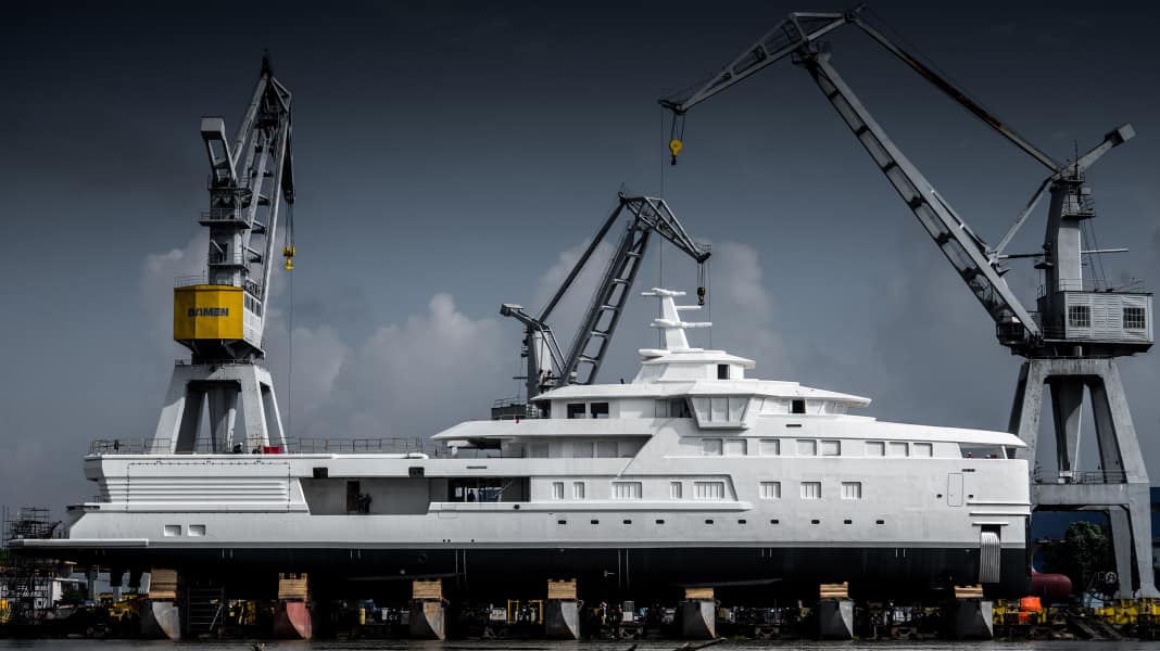 Damen launches "La Datcha"