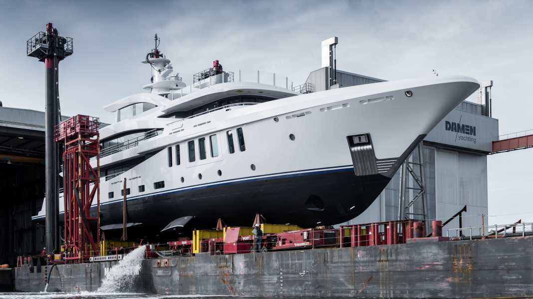 Damen Yachting launchte Amels 200