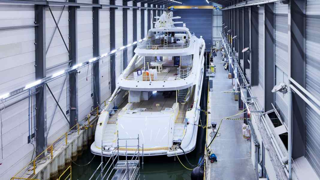 Heesen wasserte Projekt „Aura”