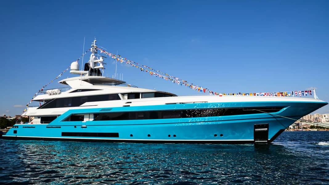 Launch News: 53-Meter-Juwel in Türkis