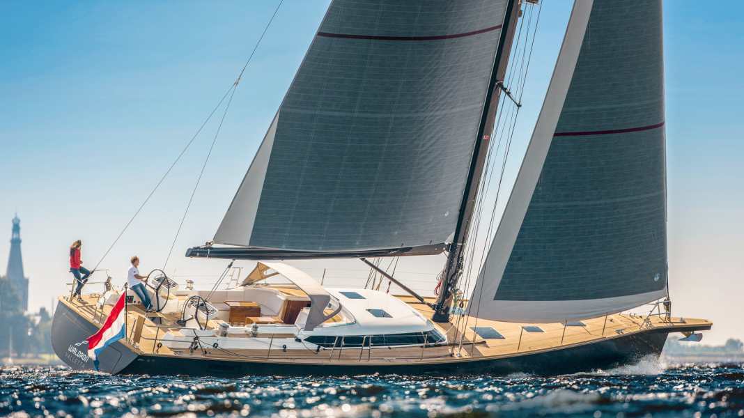 Yachts à voile de 70 pieds : Quatre superyachts d'entrée de gamme autour de 20 mètres