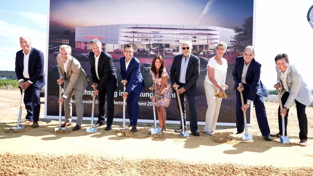 Erste "Destination Porsche" am Dortmunder Flughafen