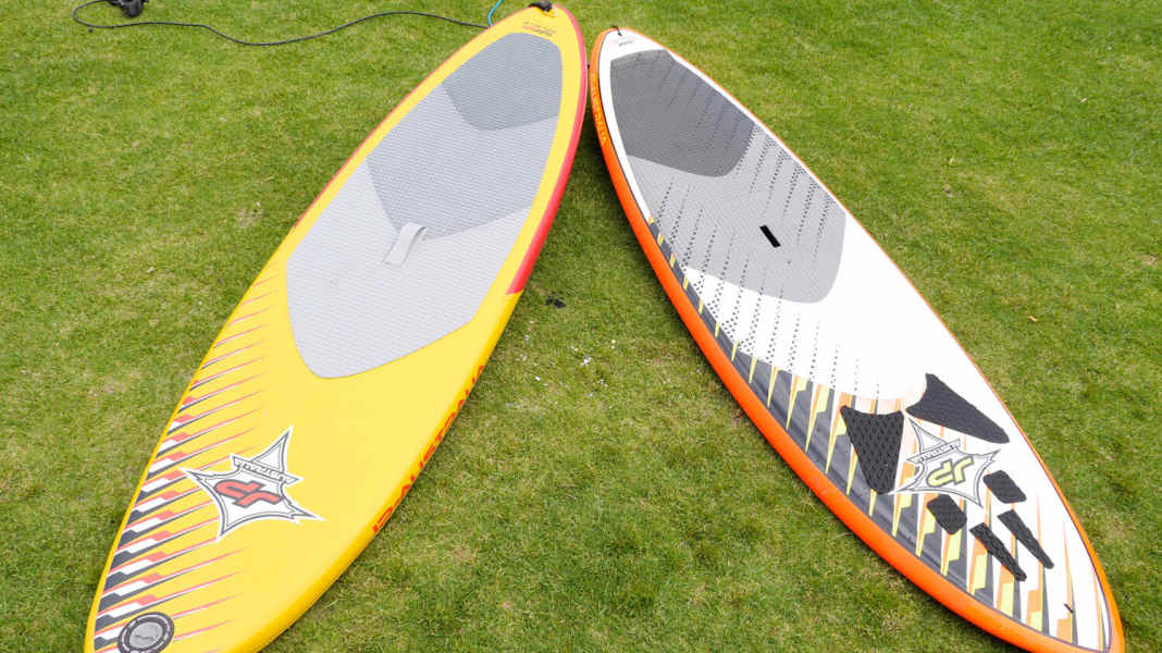 Test Wave-SUP: Inflatable gegen Hardboard