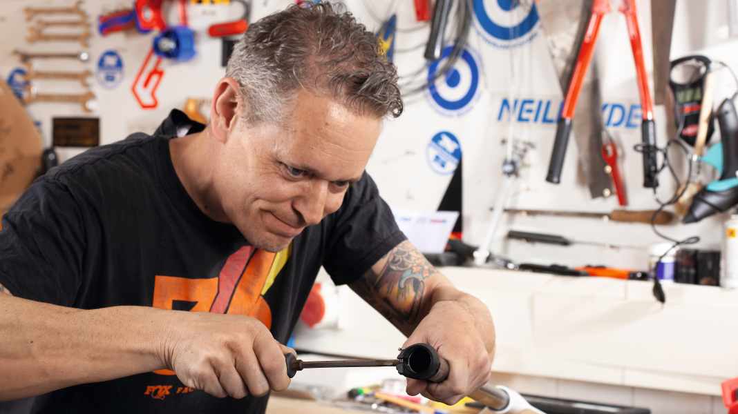 Workshop: Changing the clamp on the paddle