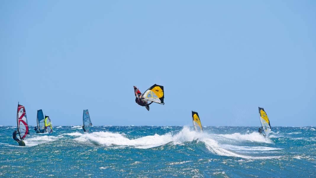 Loutsa - die besten Windsurf-Spots östlich von Athen