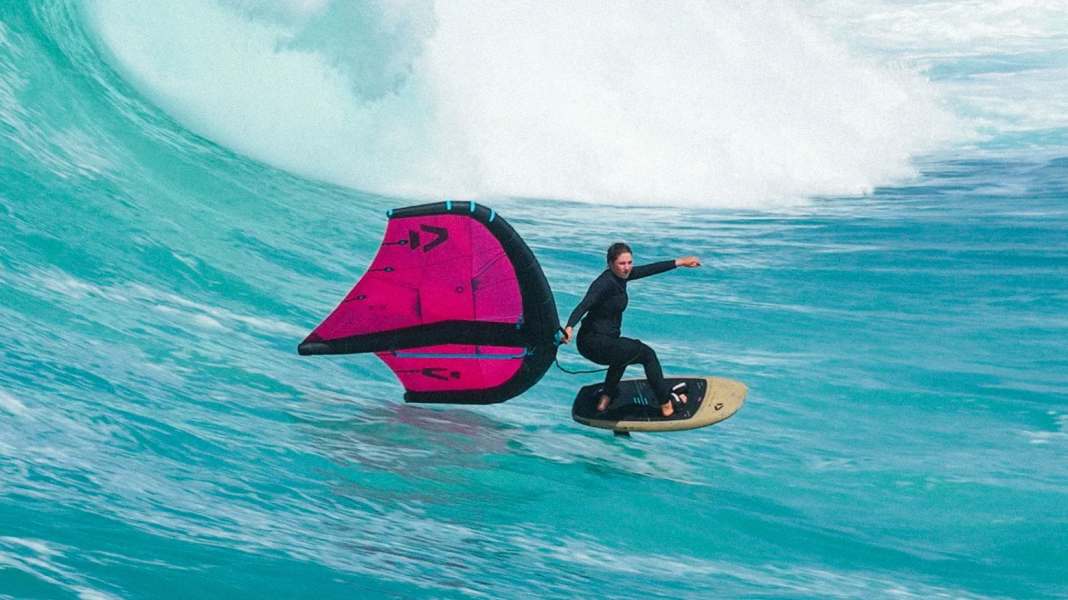 Foil video: "Cape Verde Wave Sessions" with Wesley Brito and Nia Suardiaz
