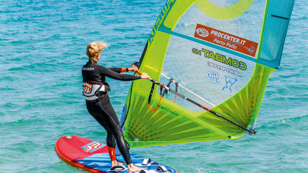 Windsurfing basics: luffing and dropping with sail control