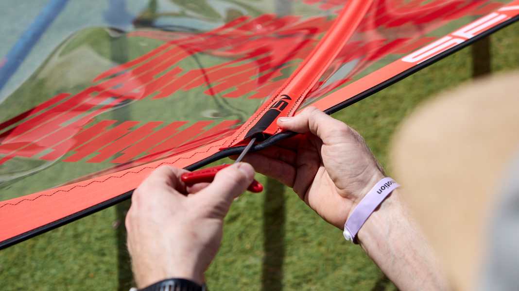 Video tutorial: Tensioning batten correctly - that's what matters