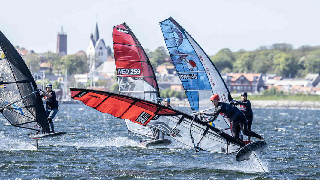 Foil Racing: EPWT Hanstholm/Cold Hawaii livestream | SURF