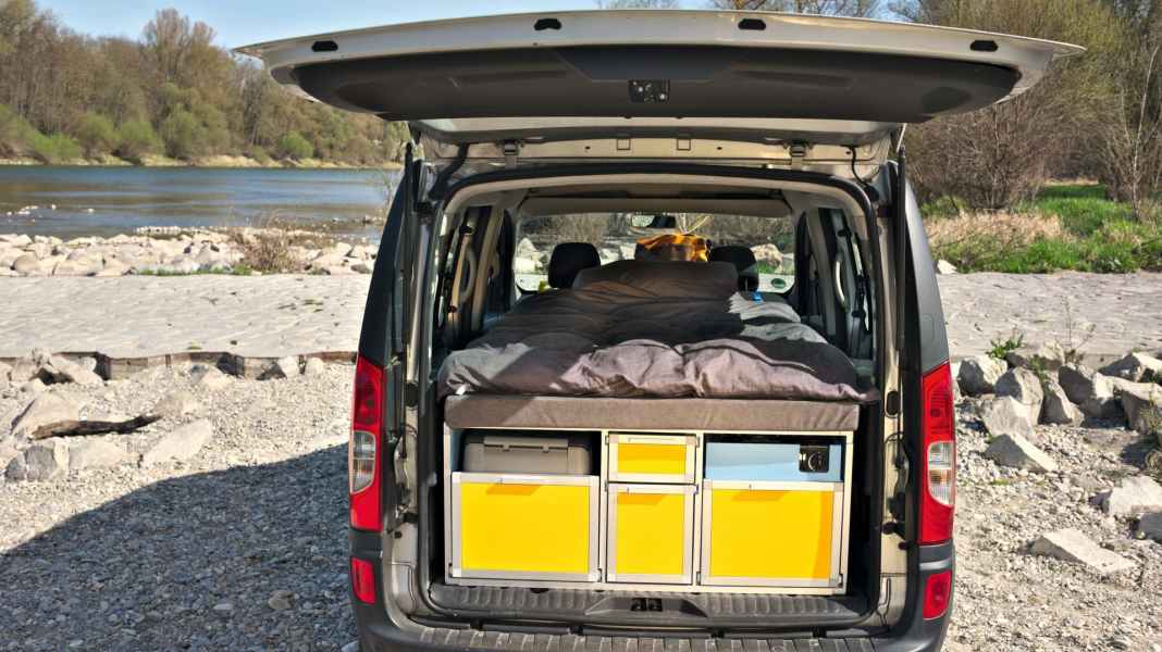 Campingmodule von Smart Camper machen Autos zum Surfmobil
