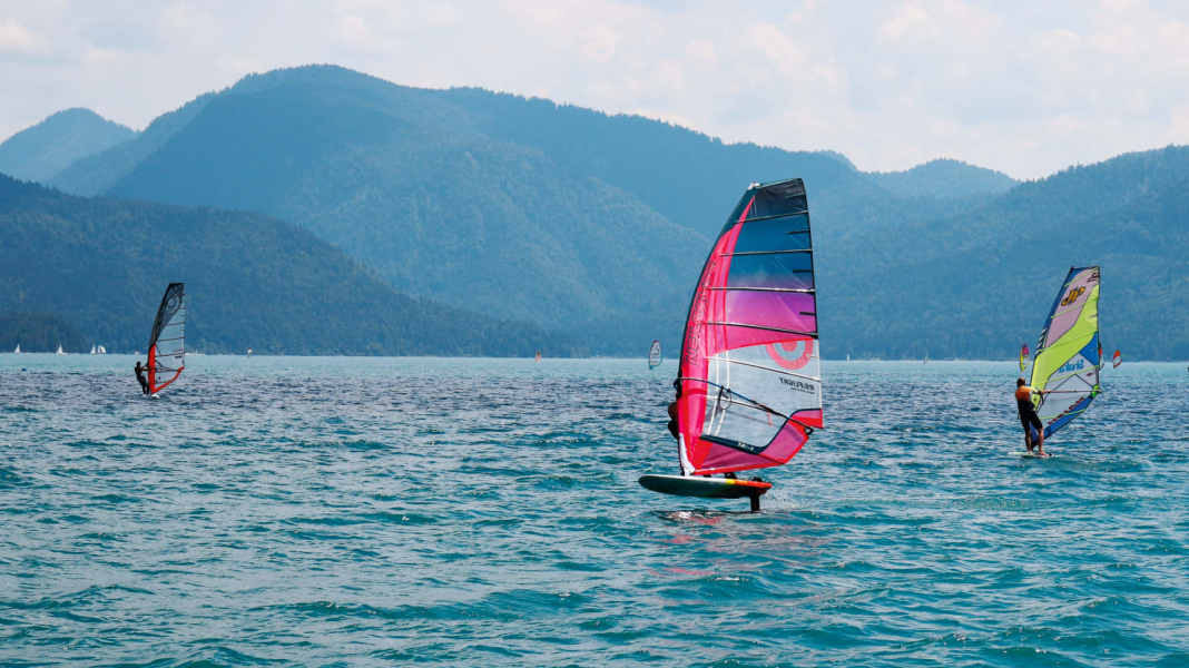 What are the benefits of the different foil sailing concepts?