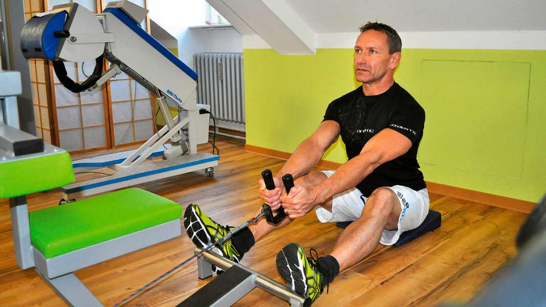 Training für Windsurfer: Die besten Übungen fürs Fitness-Studio
