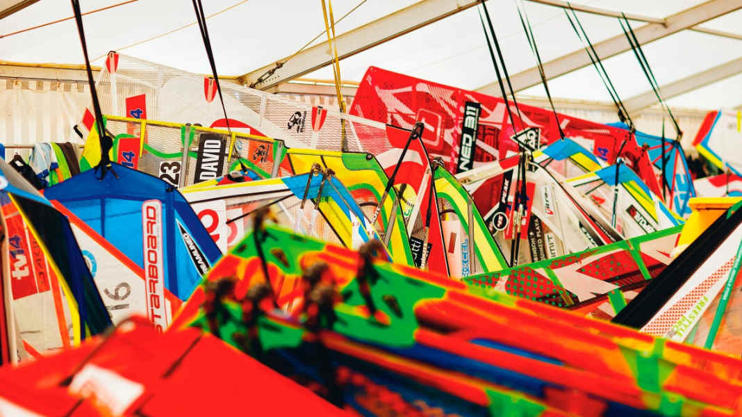 Windsurf-Material: Der ultimative Guide zum Gebrauchtkauf – Segel
