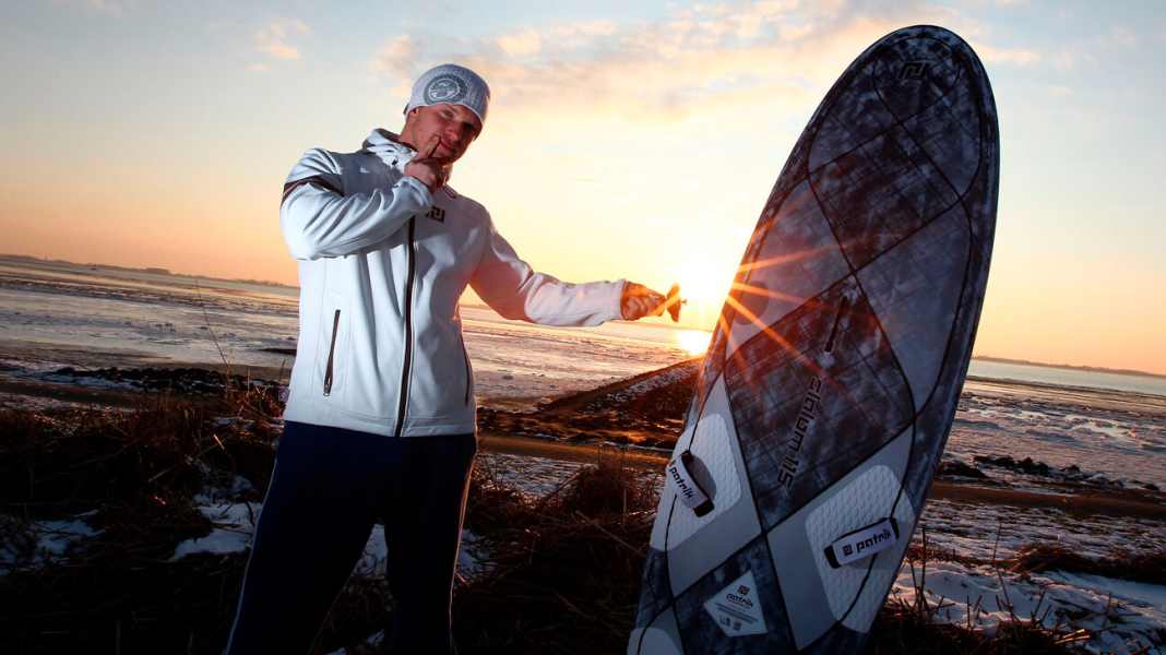 Board trim: The right mast foot position