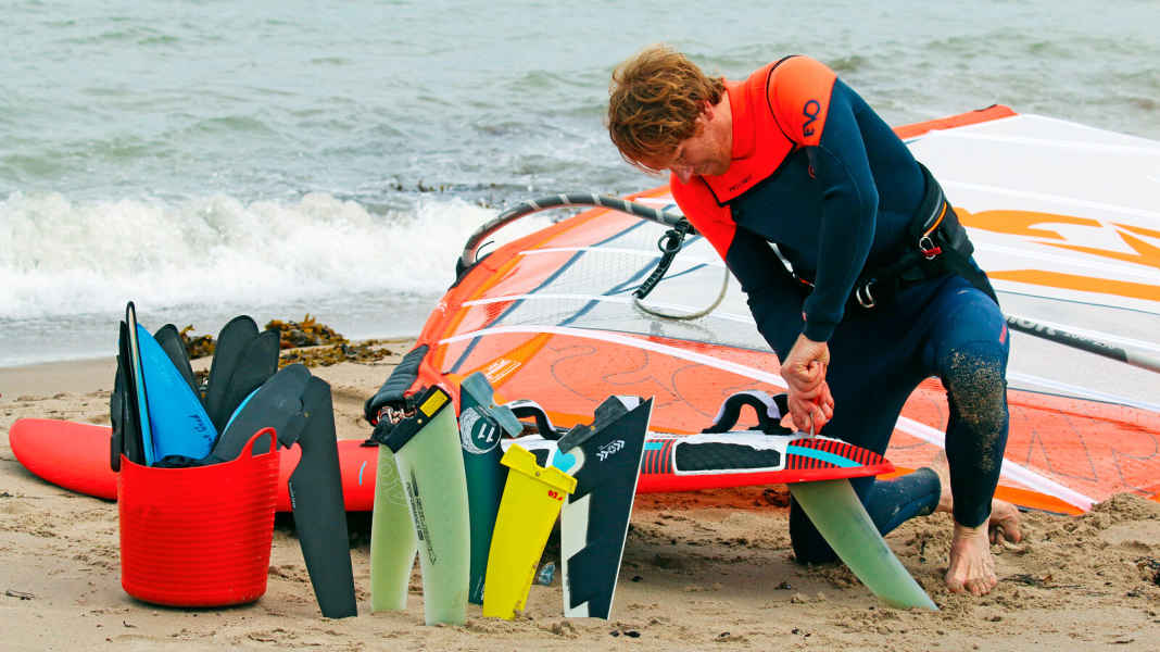 Freeride boards: How to tune your board sensibly with a smaller fin