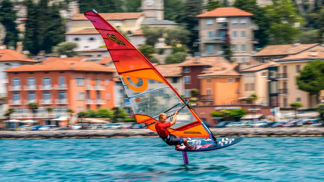 Windsurf Fahrtechnik: Foil Windsurfen