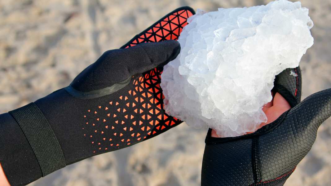 Test 2018: 12 Paar Winterhandschuhe für harte Surfer