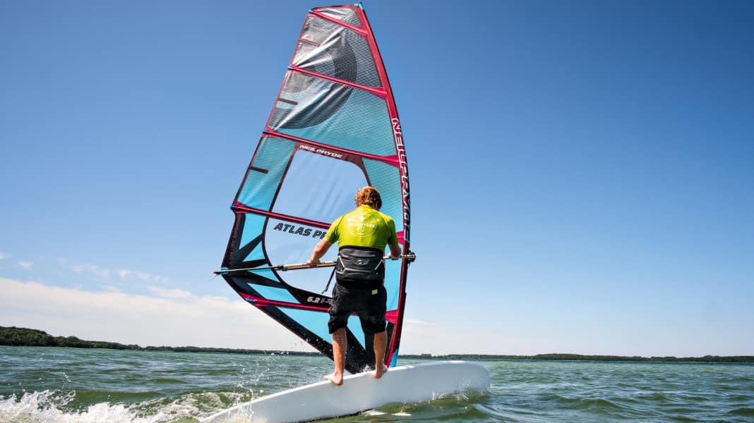 Retro: Mistral Windsurfer LT