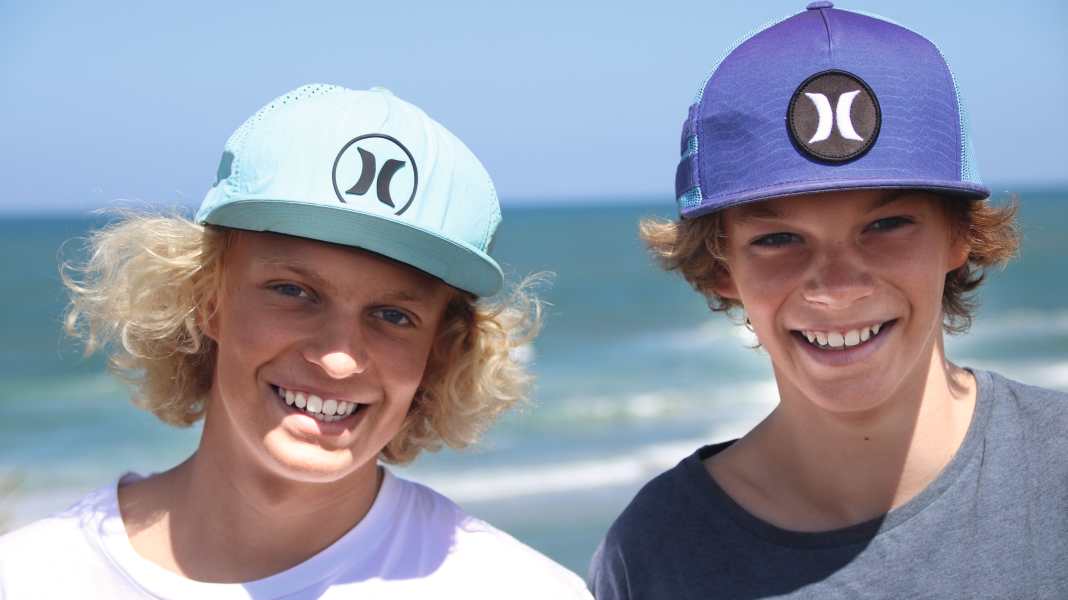 Verrückt nach Windsurfen: Anton und Leo Richter