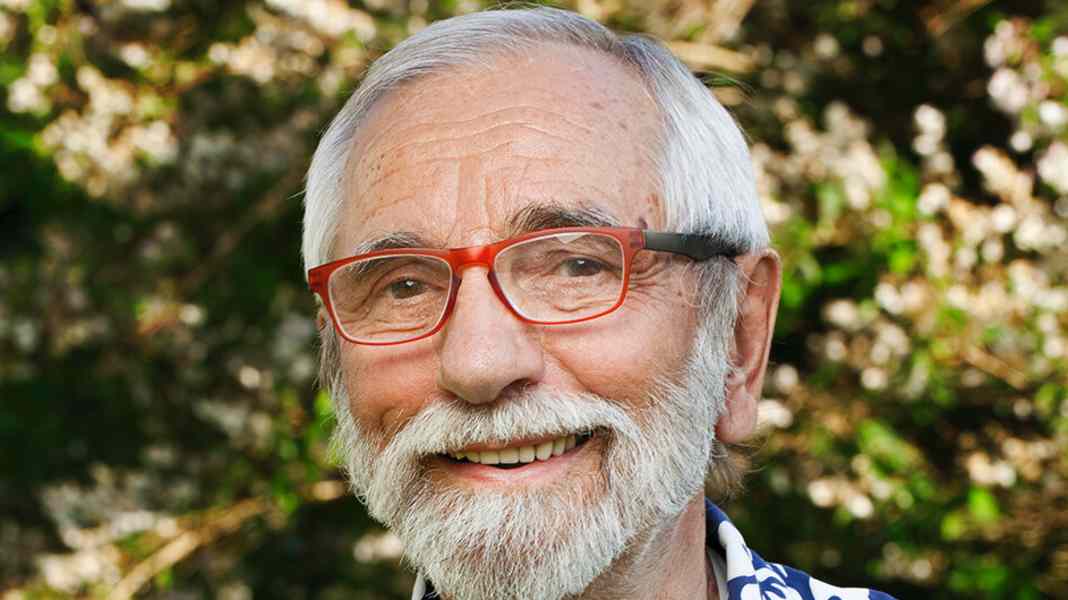 Mistral-Gründer: Interview mit Windsurf-Legende Ernstfried Prade