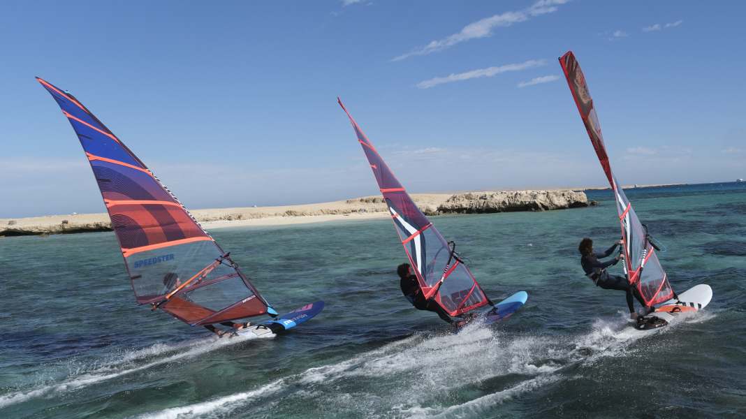 Test 2022: 9 schnelle Freerideboards 125 im Vergleich