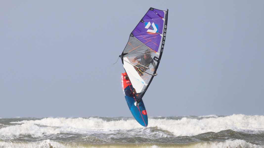 Waveboards 2026: Radikal, aber fordernd! Das Starboard Ultra im Video-Test