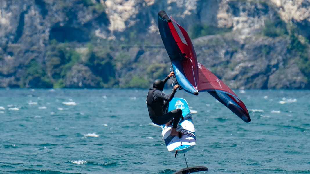 Windfoil, Wing, SUP: Crossoverboard Starboard Foil X Wing im Test