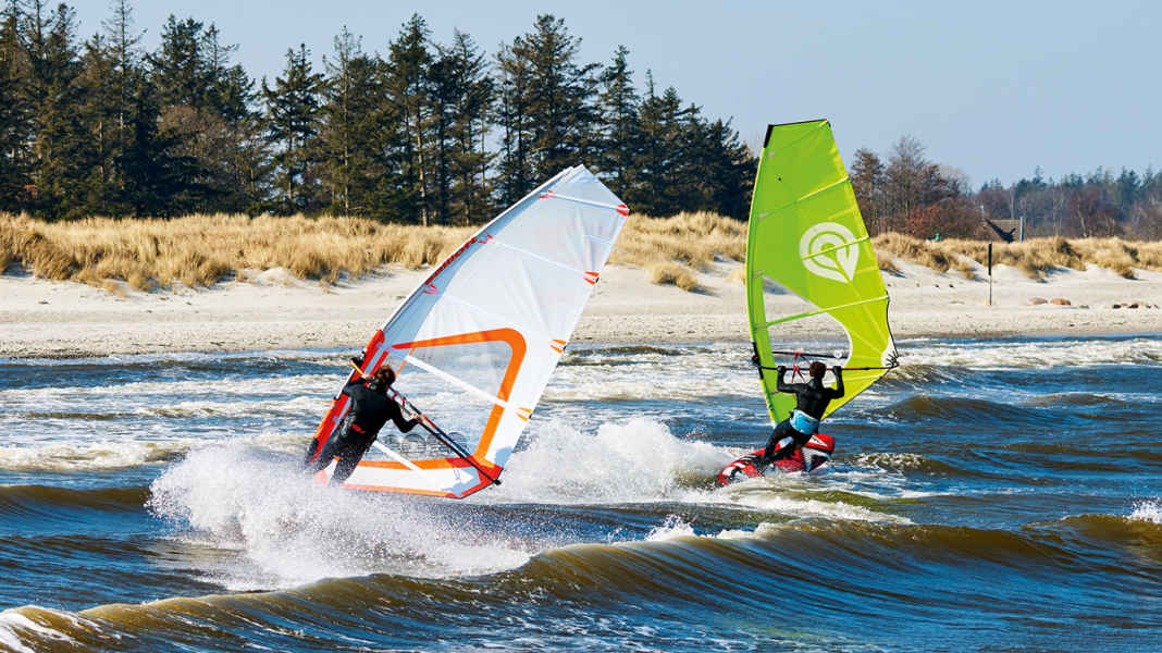 Test 2022: Freemove sails 5.7 to 6.0 square metres in comparison