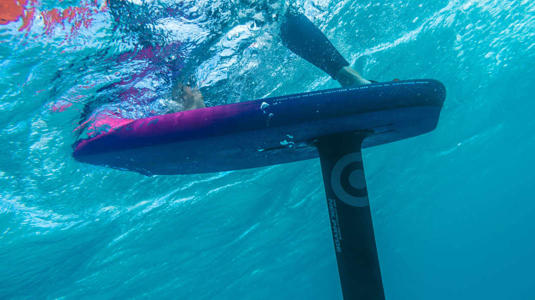 Foils for wingsurfing: Which length makes sense for a foil mast