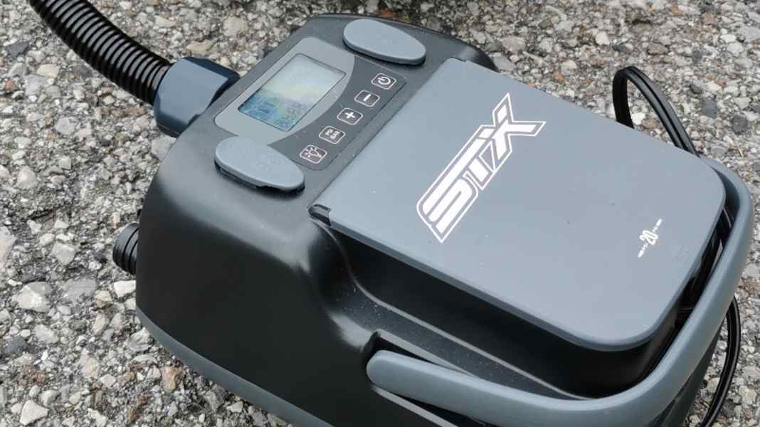 Akku-Pumpe: Pumpe bis 20 psi von STX im Test