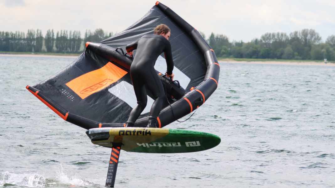 Windfoil, Wing, SUP: Crossoverboard Patrik Foil A.I.O. in test