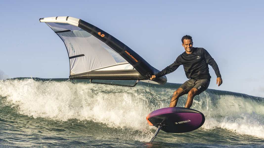 Wingfoil- und Windsurf-Camps: JP-Australia und NeilPryde starten Sommercamps 2025