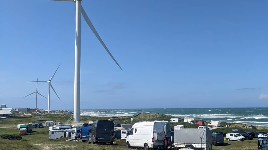 Cold Hawaii: Hanstholm Surf Club also accepts German surfers - Representation of interests to harbour operators