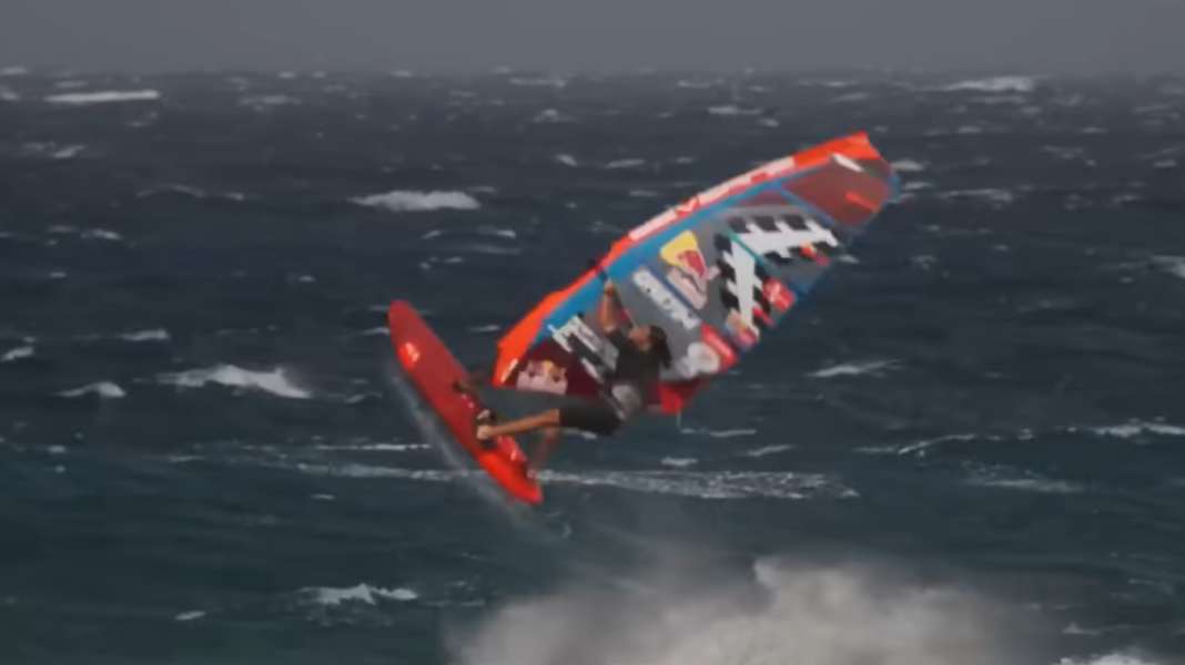 Freestyle extrem: Lennart Neubauer schießt sich mit Shifty into Forward in den dritten Stock