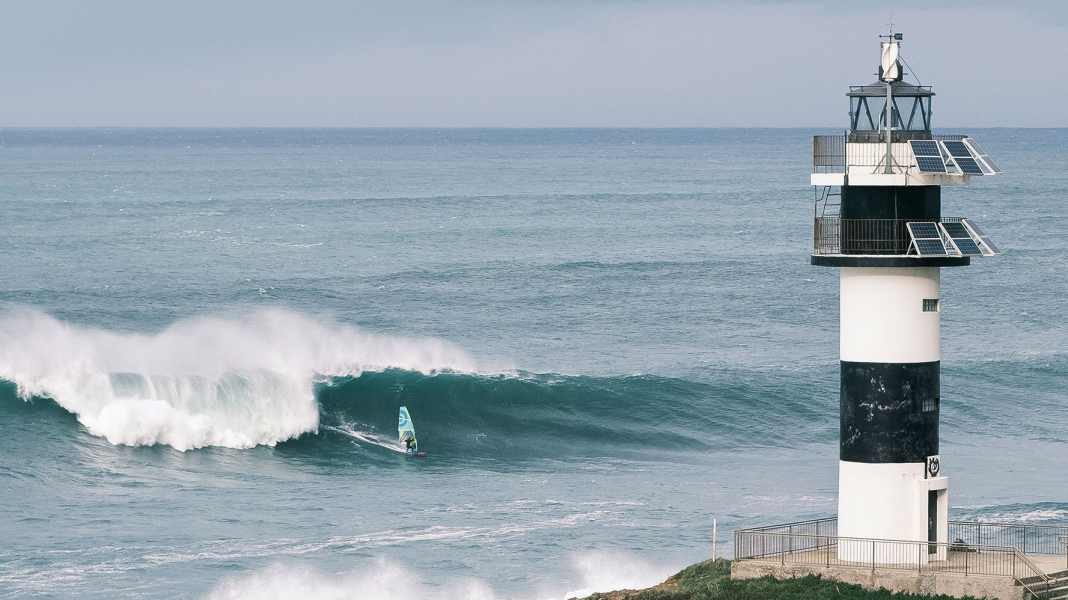 Big Wave Surfen - Leon Jamaer & Thomas Traversa auf Atlantik-Tour