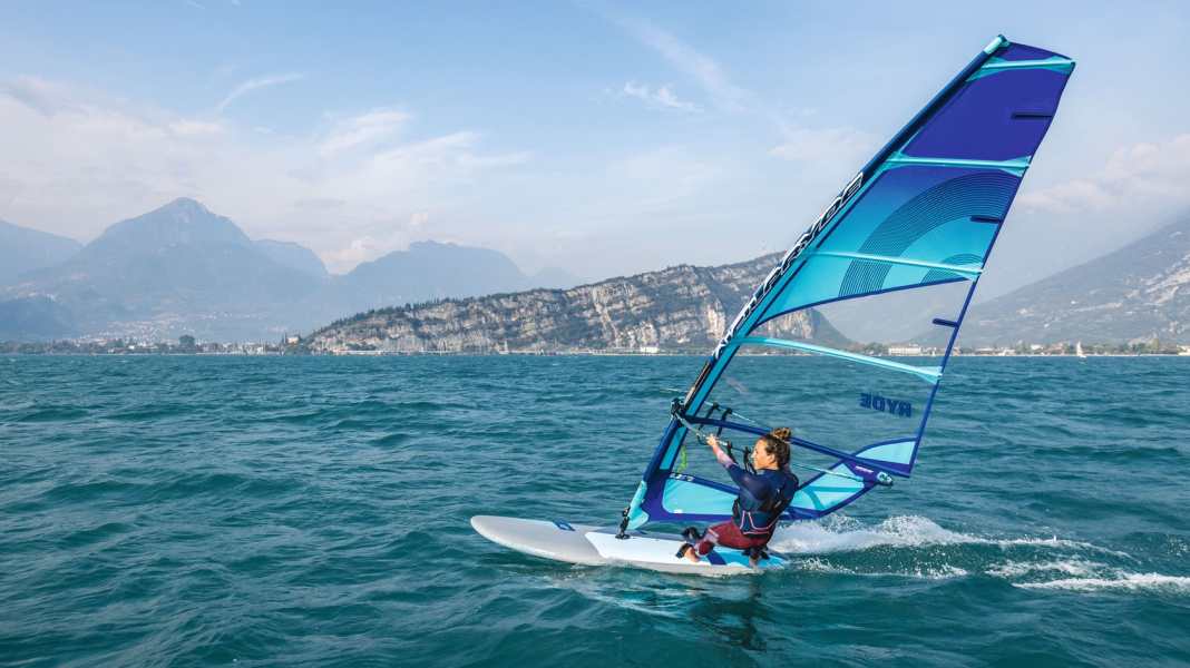 Wiedereinsteiger-Serie: Das richtige Windsurf-Material für den Neuanfang