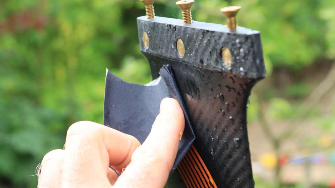 Workshops: Maintaining and repairing wingfoil material - that's what matters