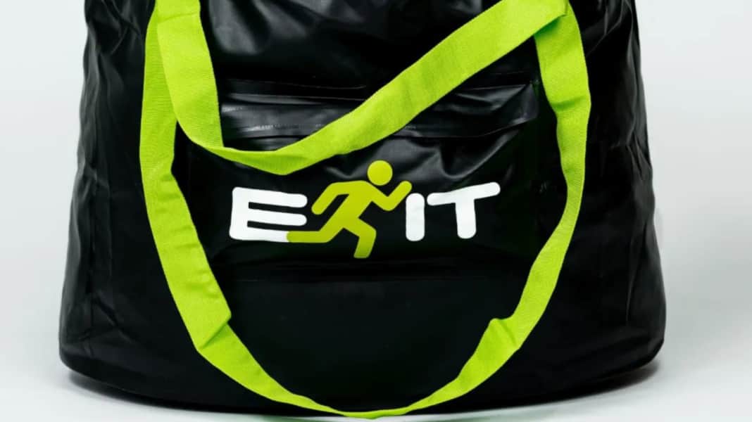 Exit BUX - wasserdichter Umzieheimer für Wassersportler