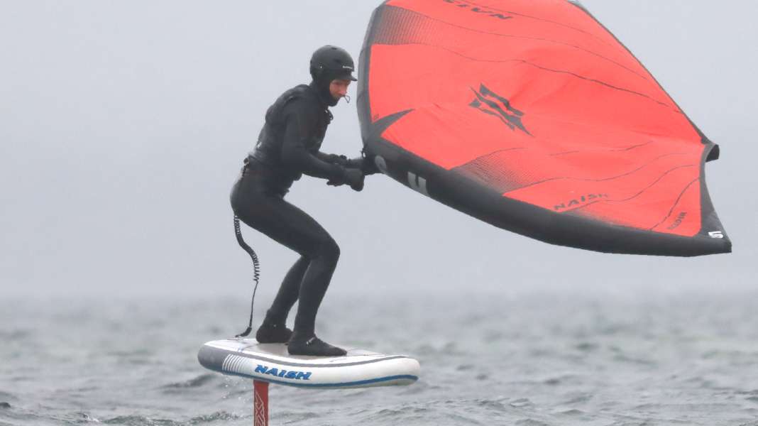The Naish Hover Inflatable Wingboard in test
