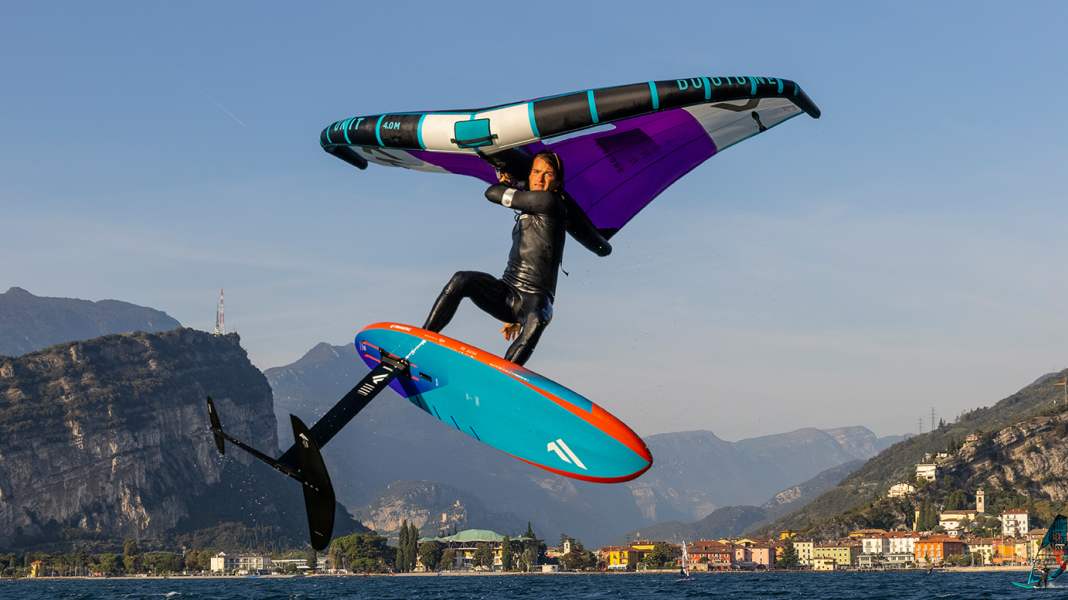 Fanatic Foilstyler - new freestyle board for wings and windsurfing