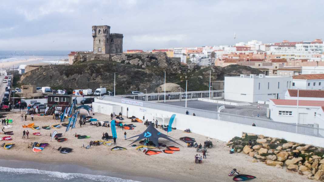 Title decisions postponed - the first day of the GWA Tarifa Wing Pro