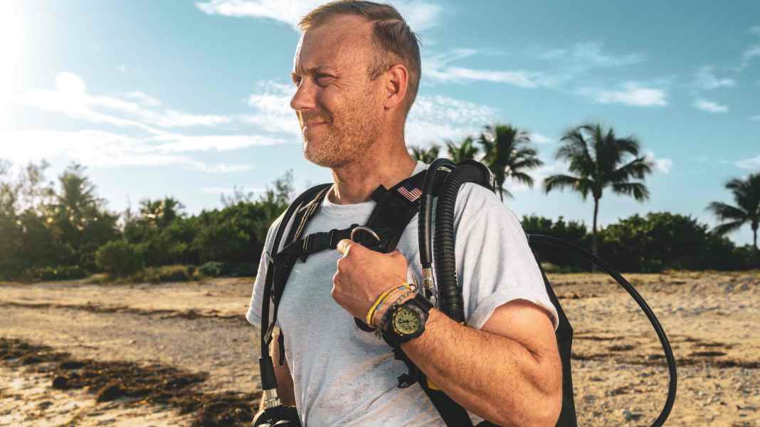 17e porte du calendrier de l'Avent : Montre de la collection Navy SEAL Foundation