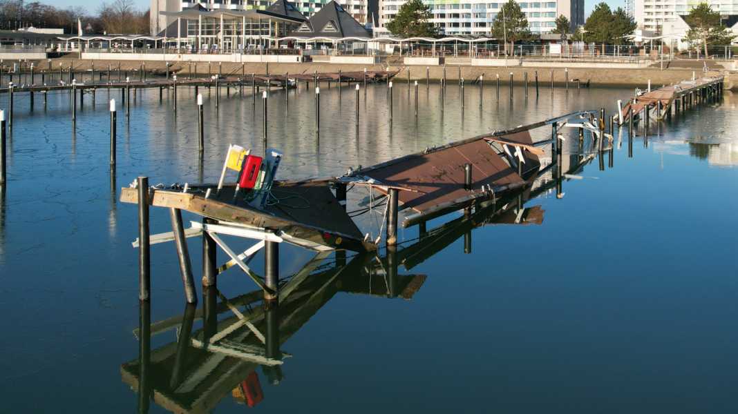Damp: Work started in the marina