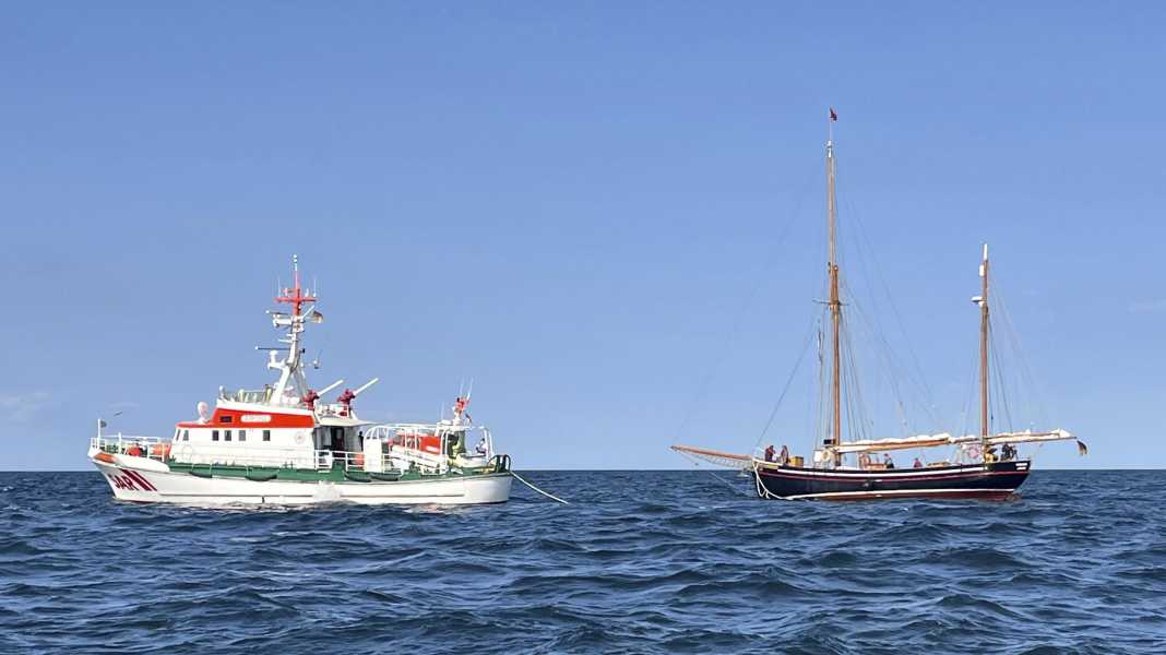 Seenot auf der Ostsee: Doppelter Notfall auf historischem Haikutter